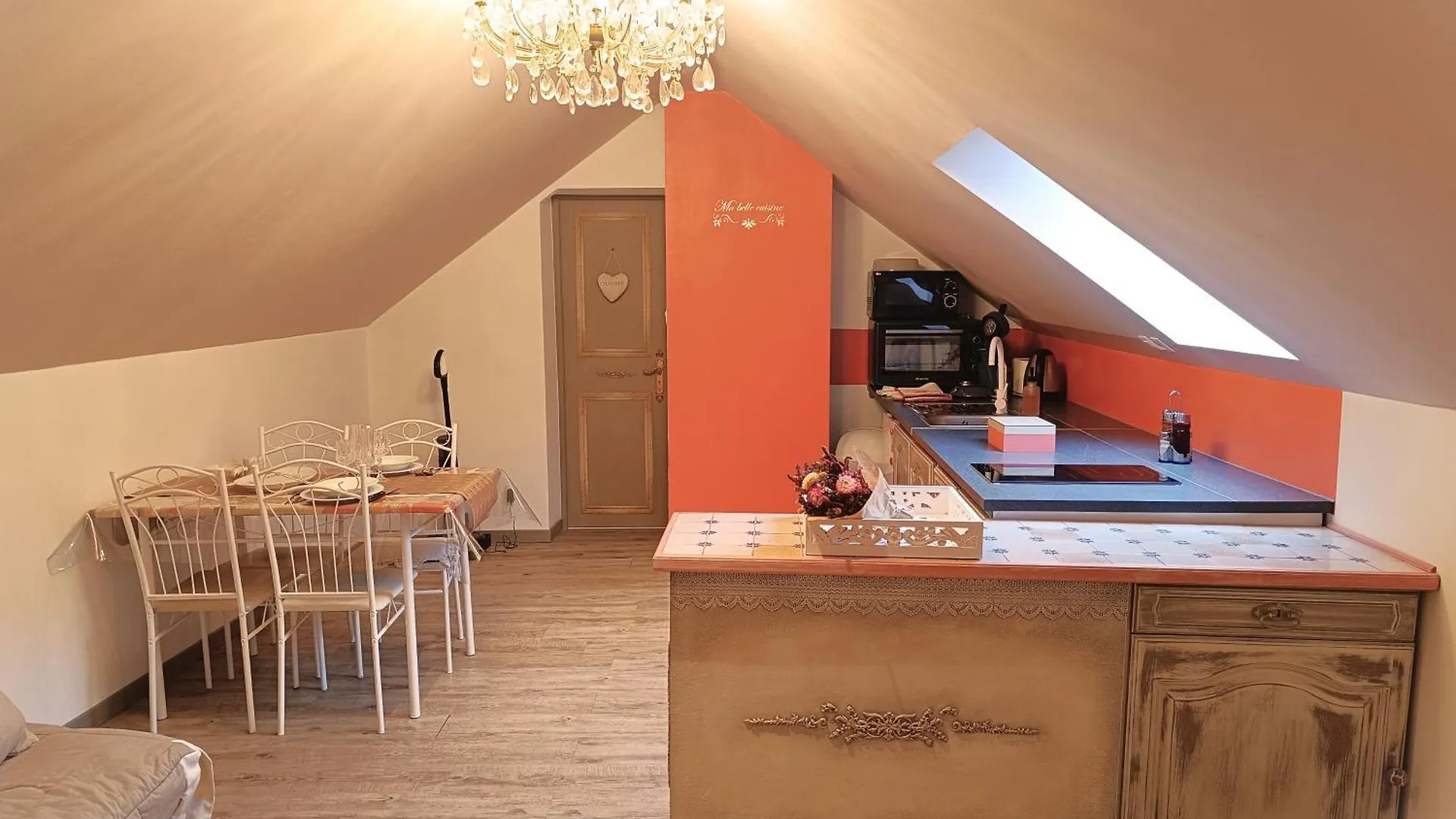 Gite Ha-Py Cocon Campan Holiday home